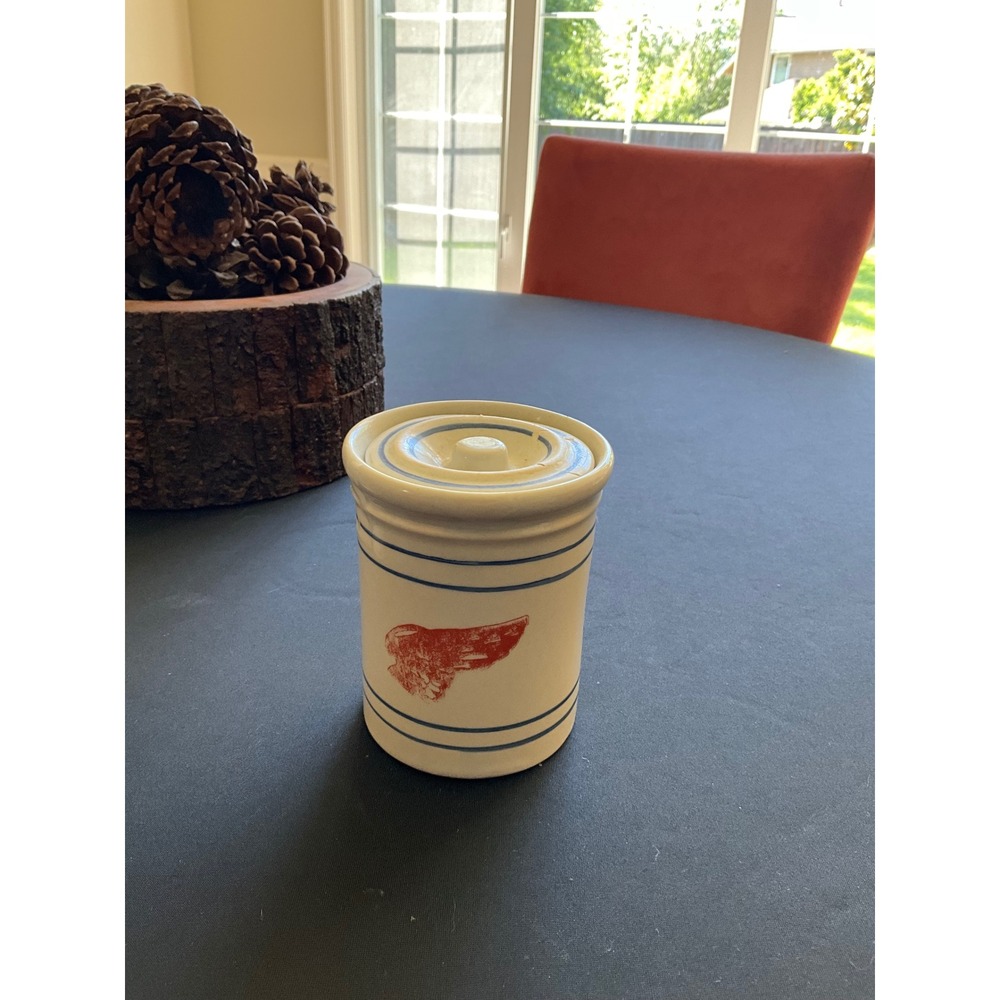 Red Wing Collectors Society Pottery (6 pieces) - Picture 2 of 3